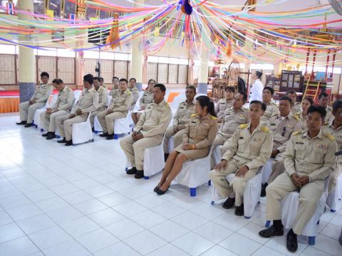 พิธีรับมอบพระบรมฉายาลักษณ์ พระบาทสมเด็จพระเจ้าอยู่หัว และสมเด็จพ