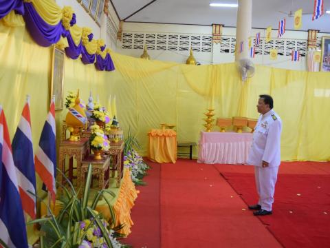 พิธีรับมอบพระบรมฉายาลักษณ์ พระบาทสมเด็จพระเจ้าอยู่หัว และสมเด็จพ