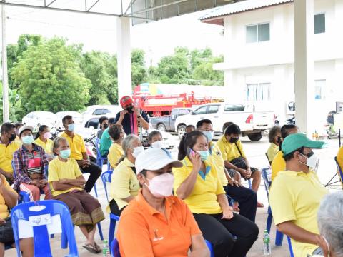 พิธีมอบสิ่งของพระราชทานแก่ประชนผู้ประสบอุทกภัย ในพื้นที่ตำบลวัดโ